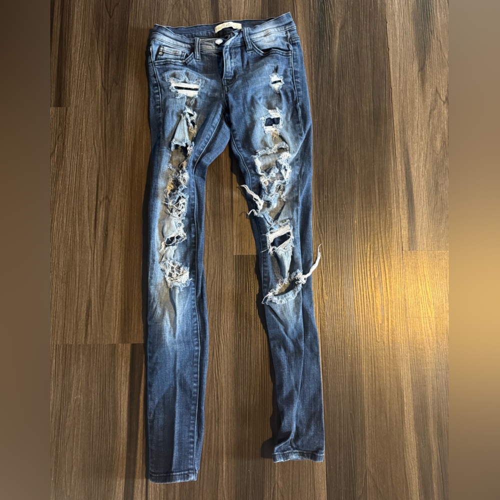 KanCan Distressed Blue Women’s Skinny Jeans